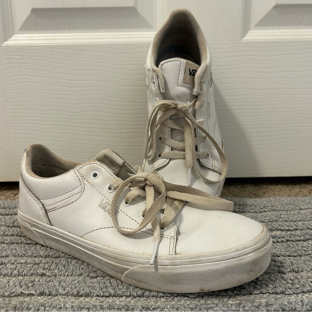 Vans Lace-Up Sneakers size youth 5 fits women size 6.5